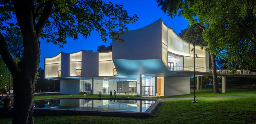 Winter Visual Arts Building by Steven Holl Architects in Lancaster, Pennsylvania