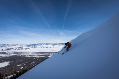  Pep Fujas skiing on the Intention 110