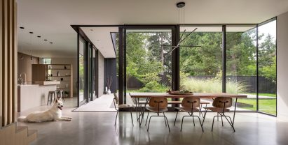 Yo-Ju Courtyard House by Wittman Estes