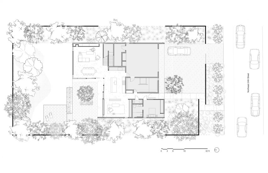 Yo-Ju Courtyard House by Wittman Estes