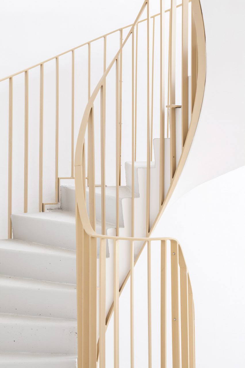 Spiral staircase of Zellige housing in Nantes, France, by Tectône and Tact Architectes