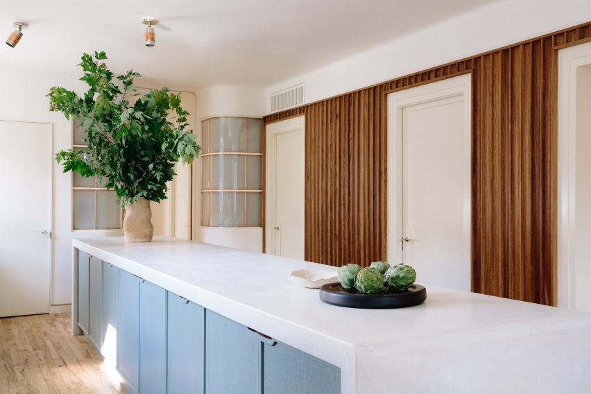 Kitchen of 20 Bond apartment by Home Studios