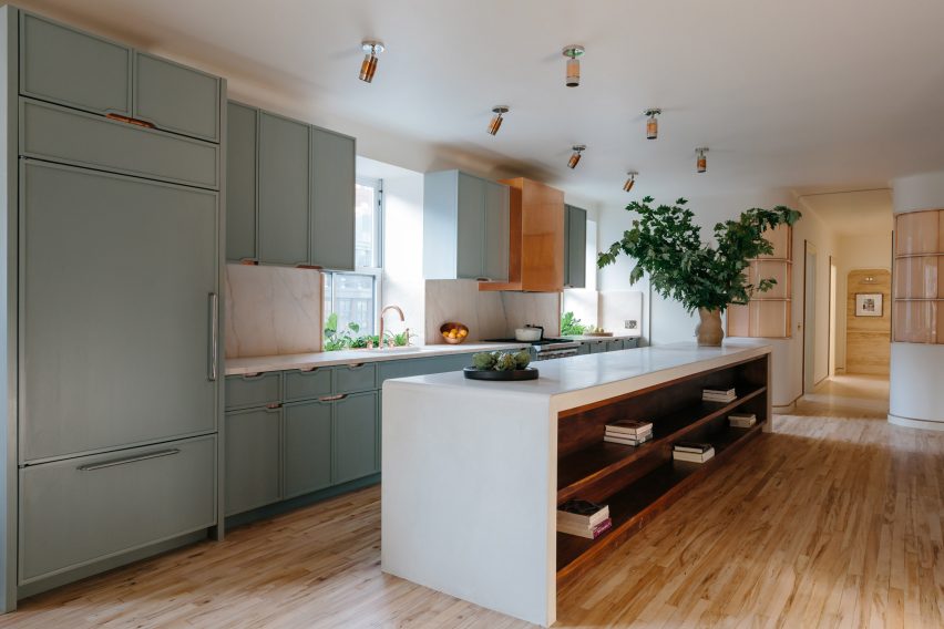 Kitchen of 20 Bond apartment by Home Studios