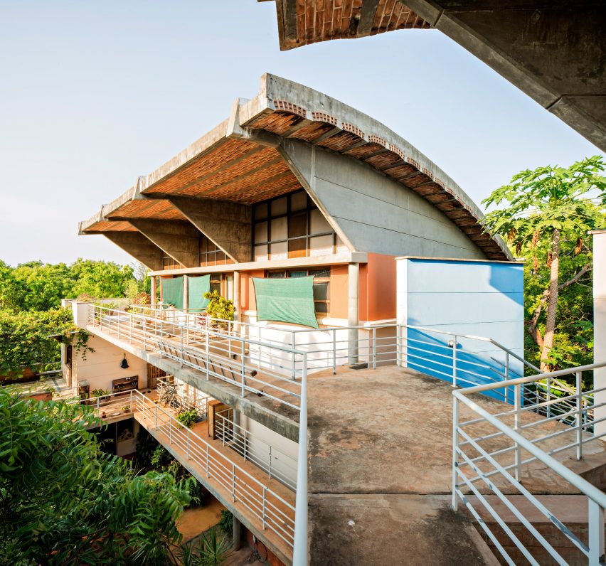 Anupama Kundoo architecture: Creativity, An Urban Eco-Community, 2003