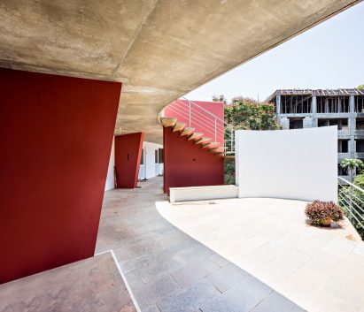 Anupama Kundoo architecture: Mitra Youth Hostel, 2005