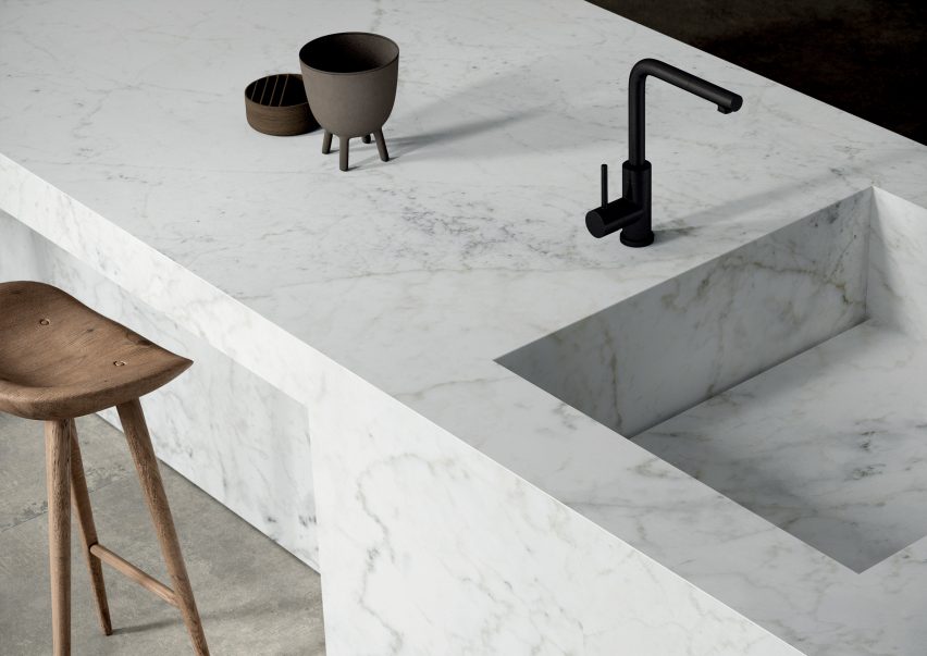 Michelangelo Altissimo​ by Ariostea in the Ultra Marmi​ collection