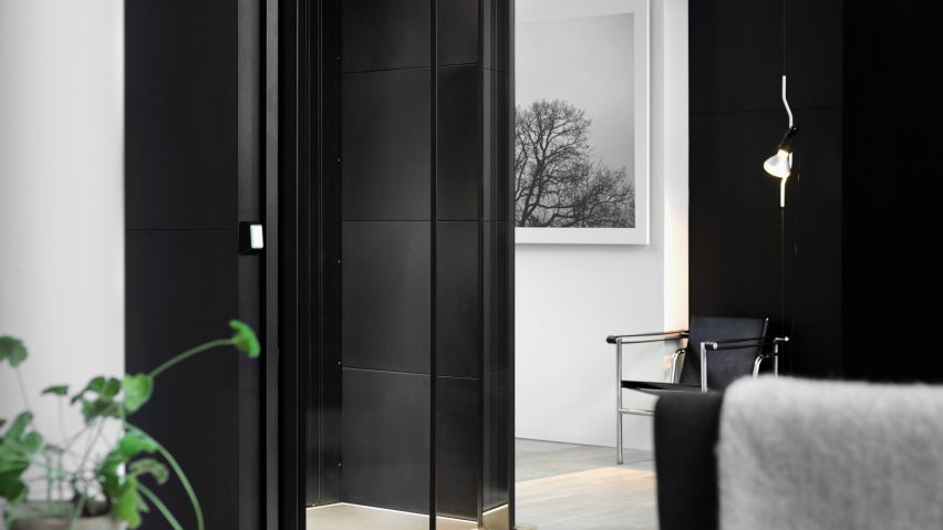 Aritco 4000 lift by Aritco is made for residential use