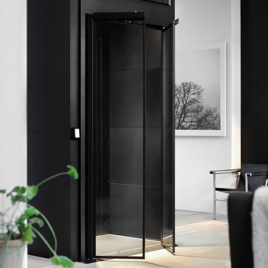 Aritco 4000 lift by Aritco is made for residential use