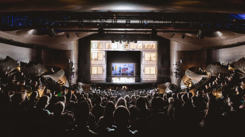 Coca-Cola Stage at the Alliance Theater by Trahan Architects in Atlanta, Georgia