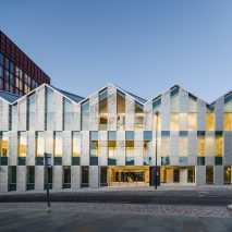 22 Handyside Street in King's Cross by Coffey Architects  