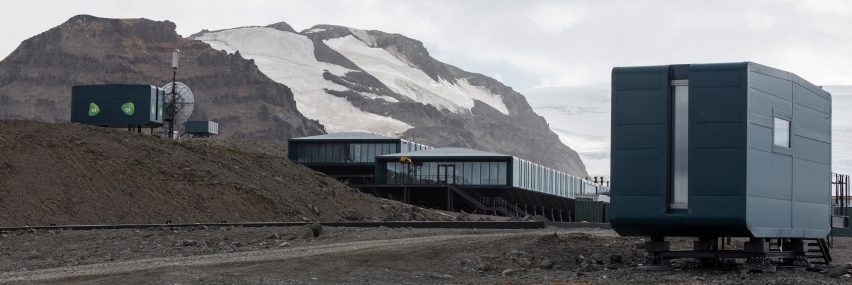 The site of the Comandante Ferraz Antartic Station by Estúdio 41 in Antarctica