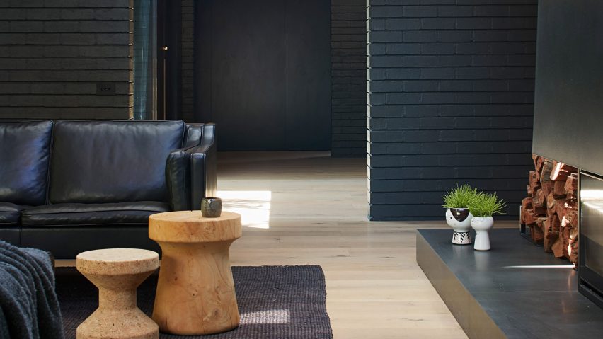 Cosy living rooms roundup: Central Park Road Residence by Studio Four