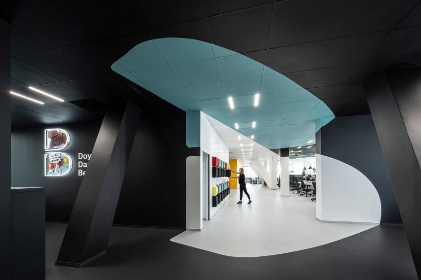 Office for creative agency DDB Prague by B2 Architecture, Czech Republic