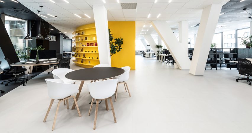 Office for creative agency DDB Prague by B2 Architecture, Czech Republic