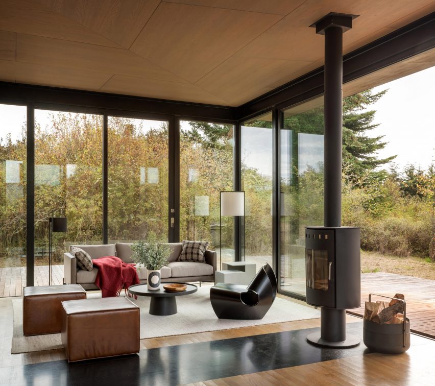 False Bay Writer's Cabin by Olson Kundig