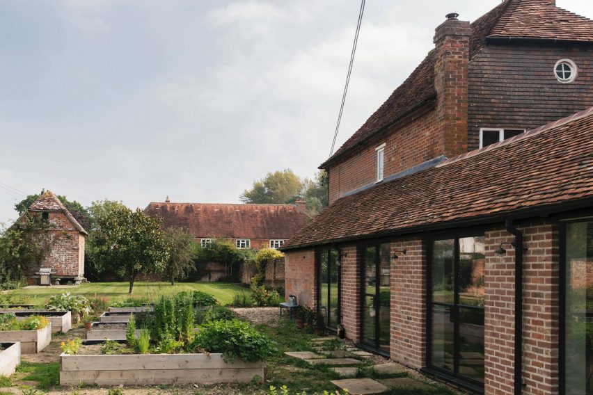 Exterior of Farley Farmhouse by Emil Eve Architects