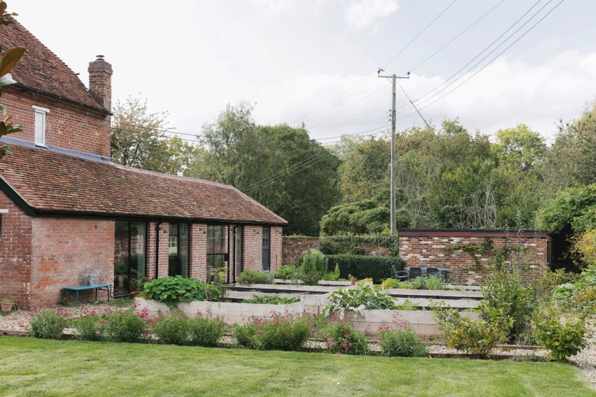 Exterior of Farley Farmhouse by Emil Eve Architects