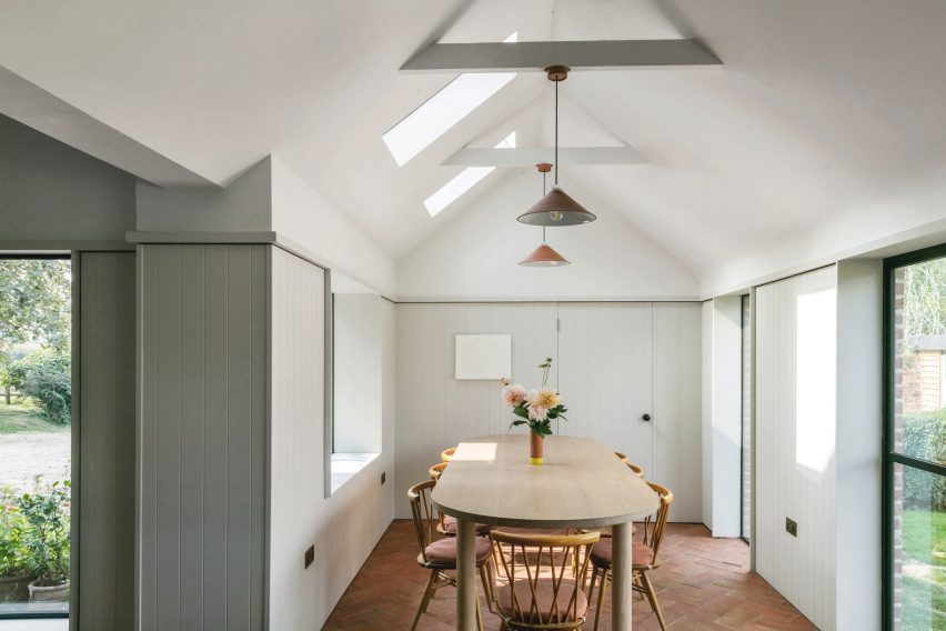 Dining area in Farley Farmhouse by Emil Eve Architects
