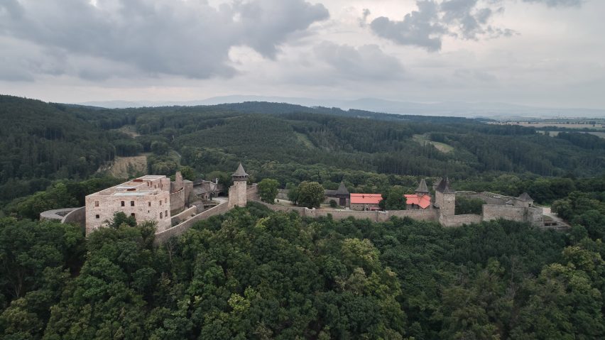 Renovation of Helfštýn Castle in Czech Republic by Atelier-r