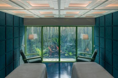 Infinity Wellbeing spa in Bangkok has garden views