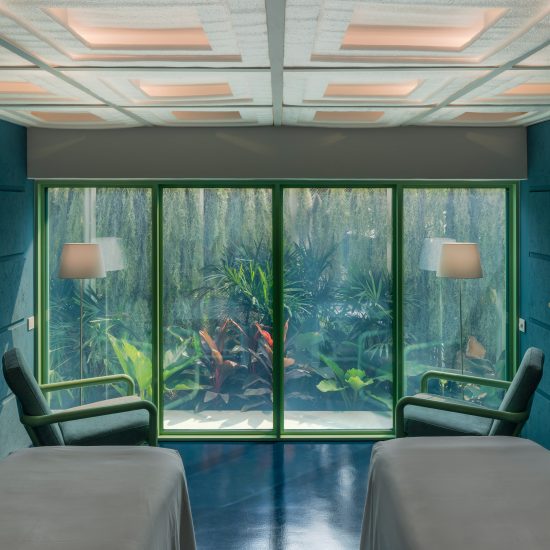 Infinity Wellbeing spa in Bangkok has garden views