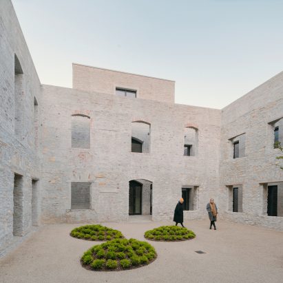Jacoby Studios by David Chipperfield Architects section a