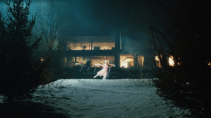Living with Sky-Frame: Moscow film features Sky-Frame's Classic collection