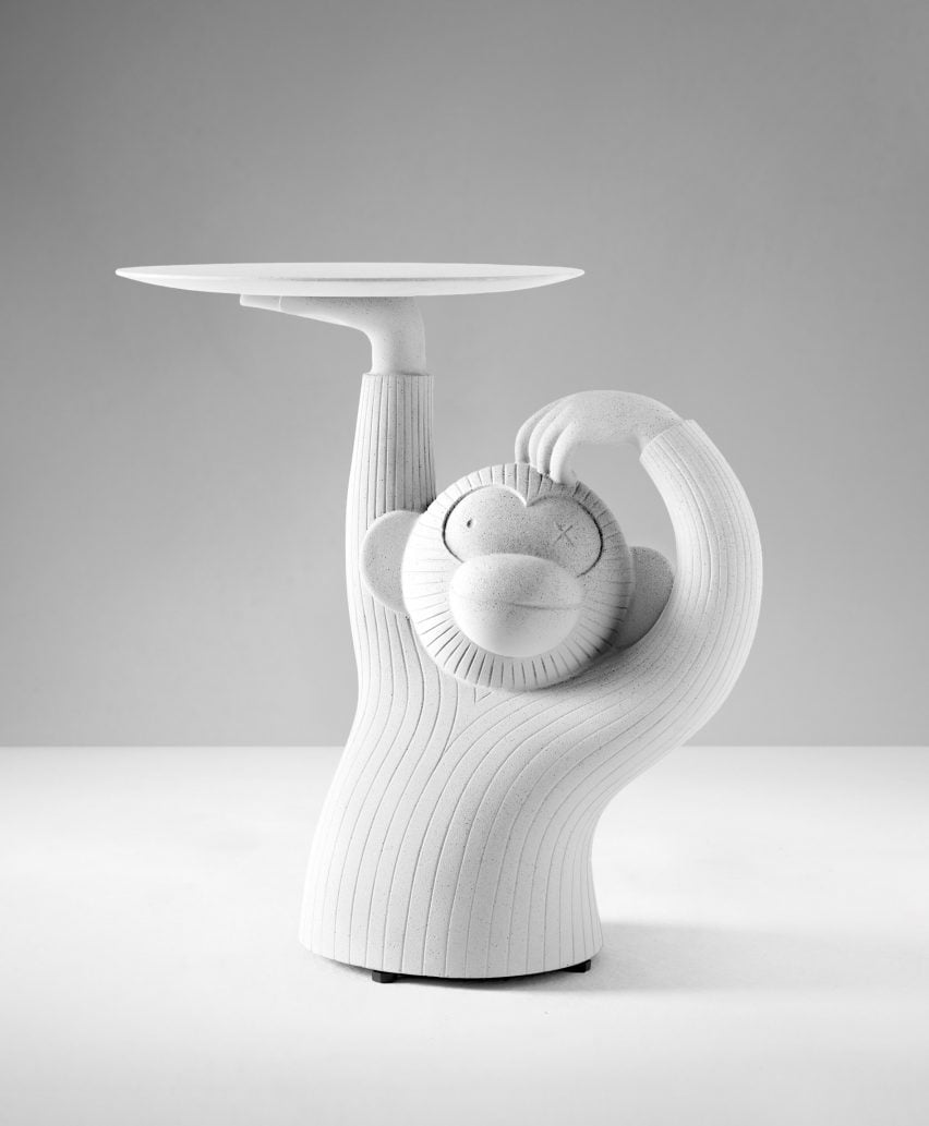Front view of Monkey side table by Jaime Hayon for BD Barcelona