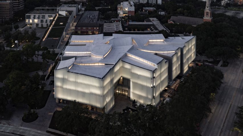 Nancy and Rich Kinder Building by Steven Holl Architects
