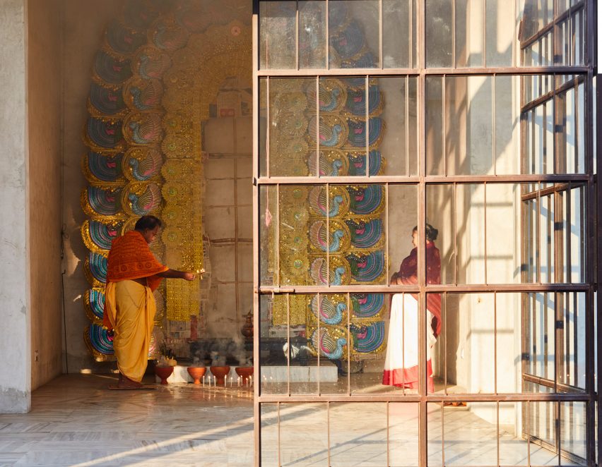 Narayantala Thakurdalan by Abin Design Studio