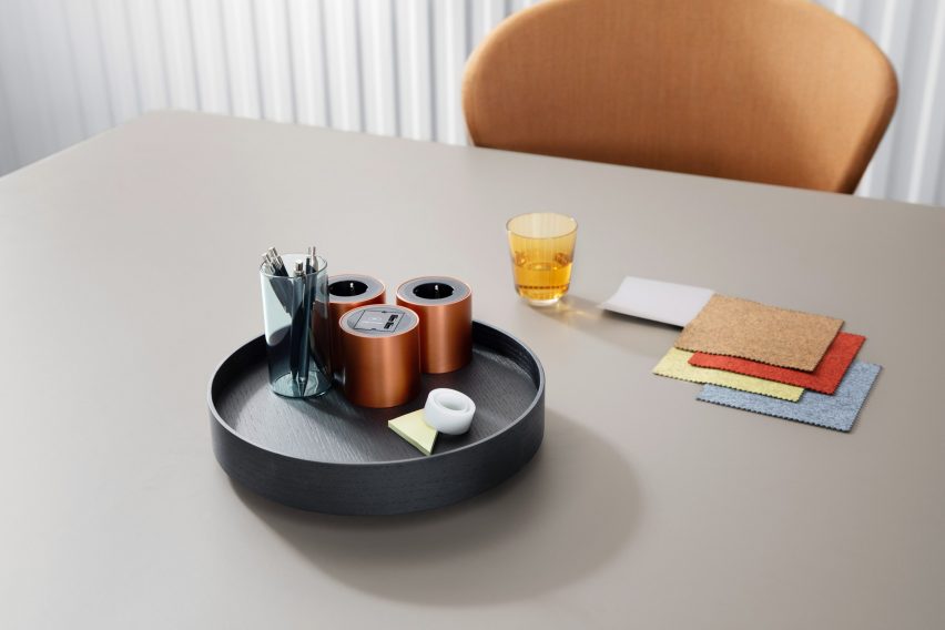 Power Tray on Pearson Lloyd's Ports Table for Bene