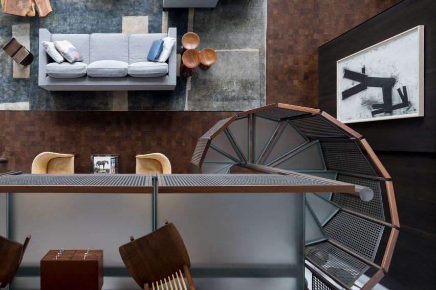 Loft detail of Residence for Two Collectors by Wheeler Kearns Architects