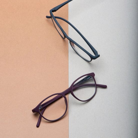 Rolf designs 3D-printed glasses made from castor beans