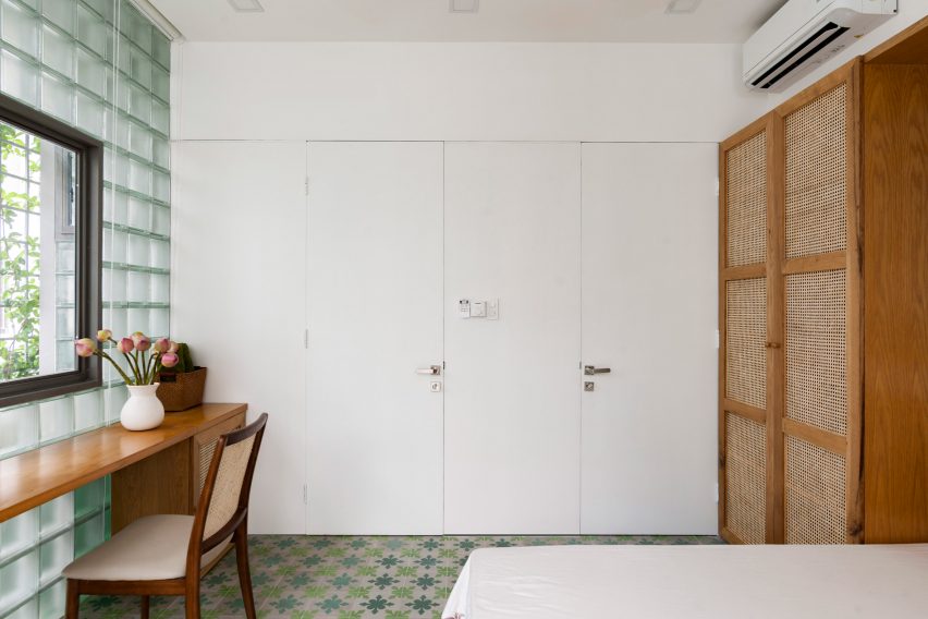 Glass Brick Micro House in Ho Chi Minh City