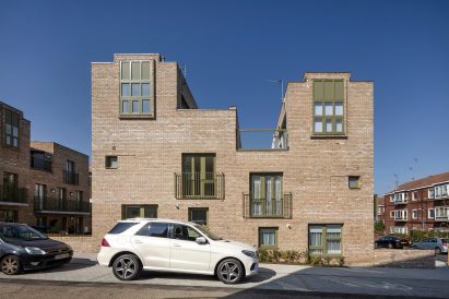 Sandpit Place