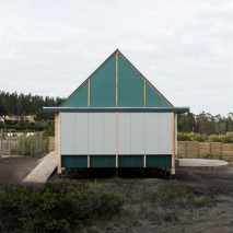 Short elevation of SP House by (E)StudioRO in Chile