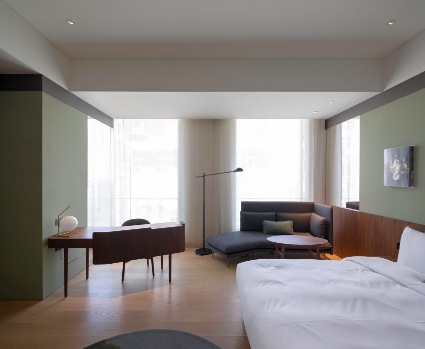 Bedrooms of The Sukhothai Shanghai hotel