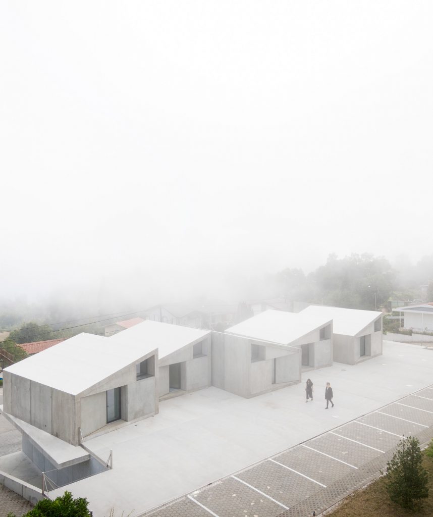VDC modular prefabricated concrete housing by Summary in Portugal