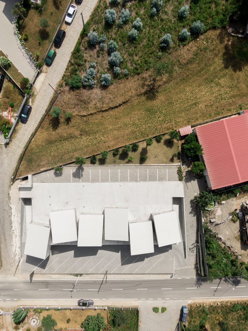 VDC modular prefabricated concrete housing by Summary in Portugal