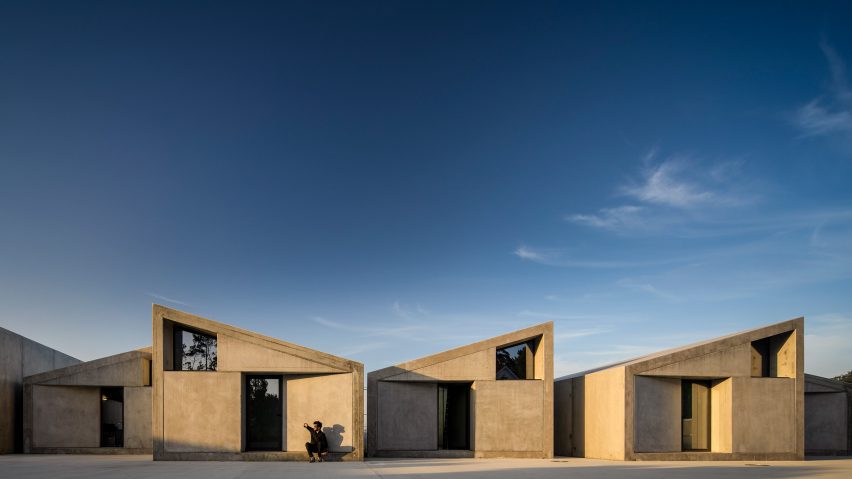 VDC modular prefabricated concrete housing by Summary in Portugal