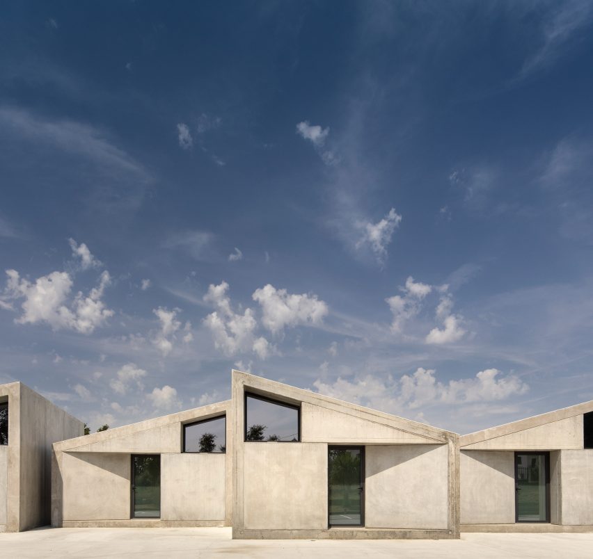 VDC modular prefabricated concrete housing by Summary in Portugal