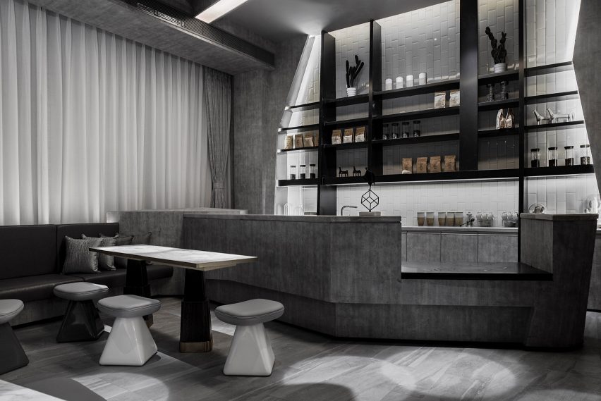 The Flow of Ecstatic bar interiors by Daosheng Design