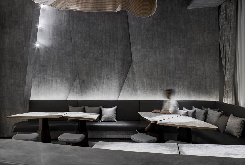The Flow of Ecstatic bar interiors by Daosheng Design