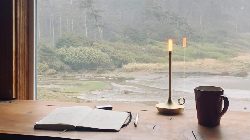 Wick portable lighting fixture and electronic candle by Graypants