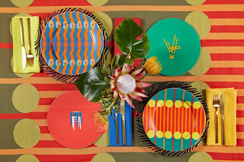 Omi plate, Parable placemats, Aami Aami plate and tablecloth