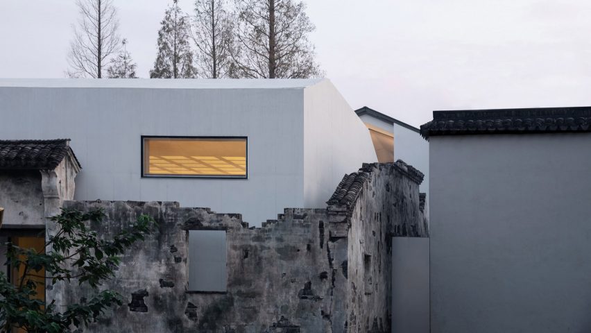 The contemporary gallery of Zhang Yan Cultural Museum by Shenzhen Horizontal Design