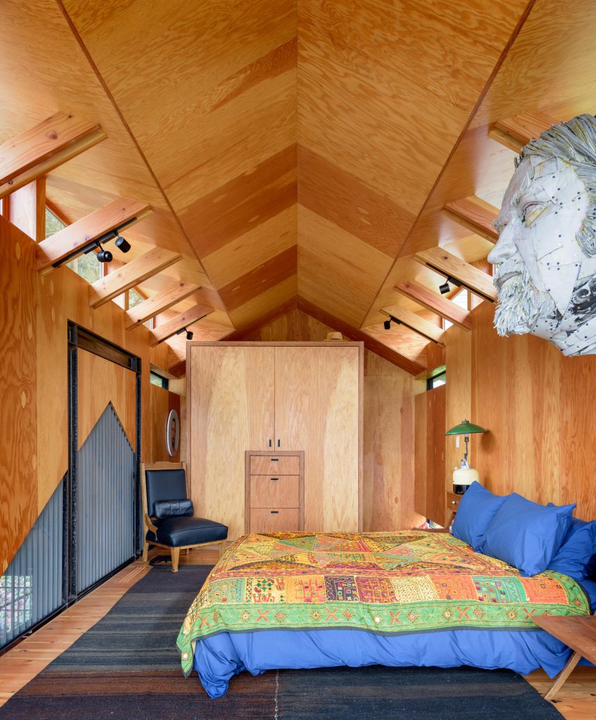 Agate Pass Cabin by Olson Kundig Architects