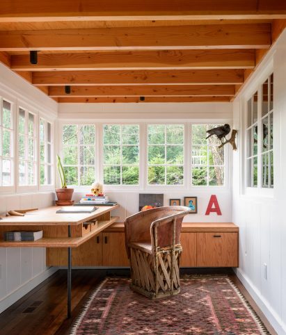 Office of Agate Pass Cabin by Olson Kundig Architects