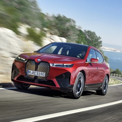 BMW iX “heralds a new age in mobility”
