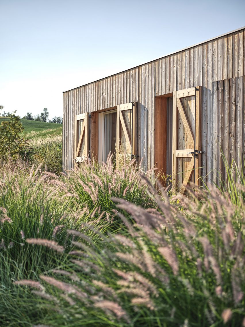 Country House in the Piacenza Hills by Studio Koster